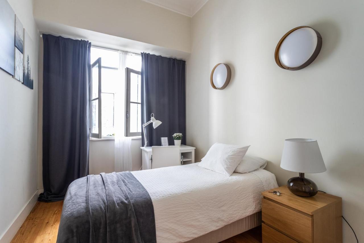 Guest House Bairro Azul Lisbon Bagian luar foto