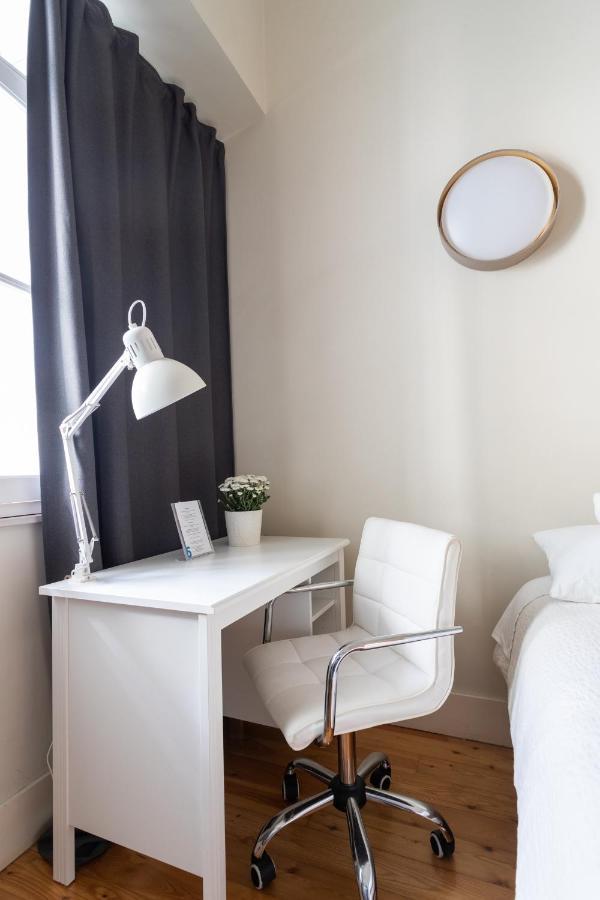 Guest House Bairro Azul Lisbon Bagian luar foto