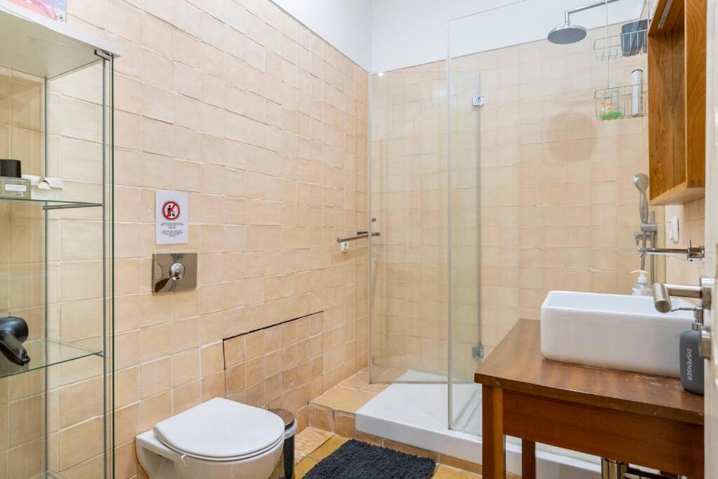 Guest House Bairro Azul Lisbon Bagian luar foto